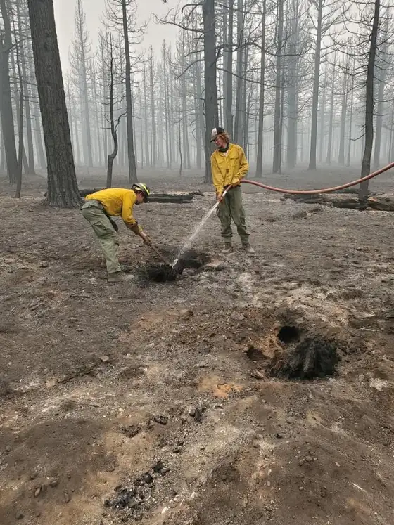 Outback Firefighting crew photo 29